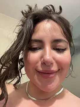 sukhakunis1's live cam