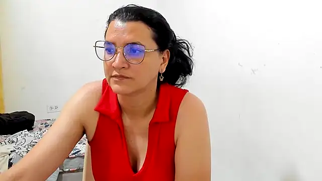MARILYN_GARCIA live cam on StripChat