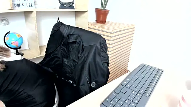 merlinaadams_ webcam