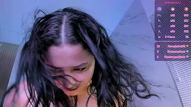 sexyykitty18 webcam