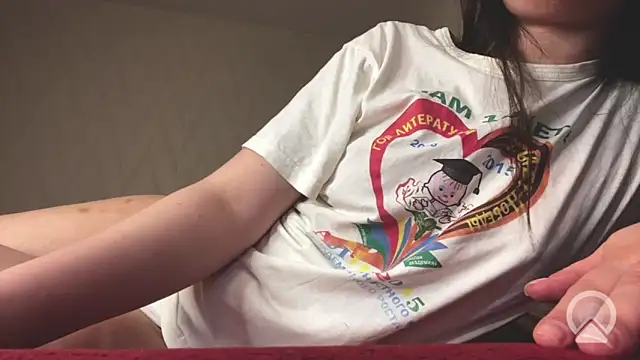 pink_pikachu_ webcam