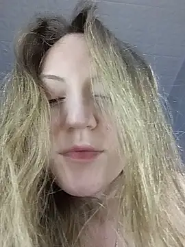 KattyLuuu webcam