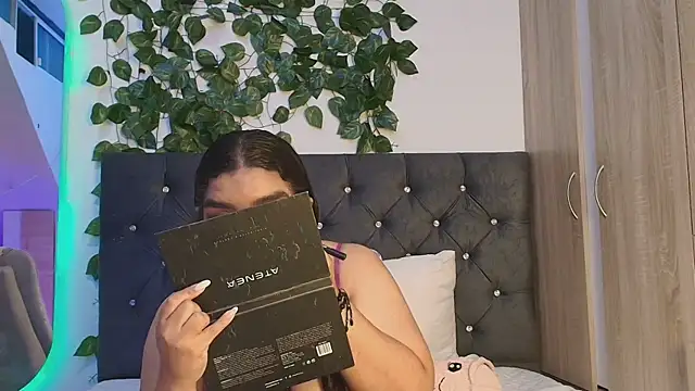 lauravince