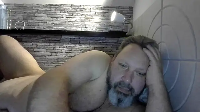 BigMan738@xh webcam