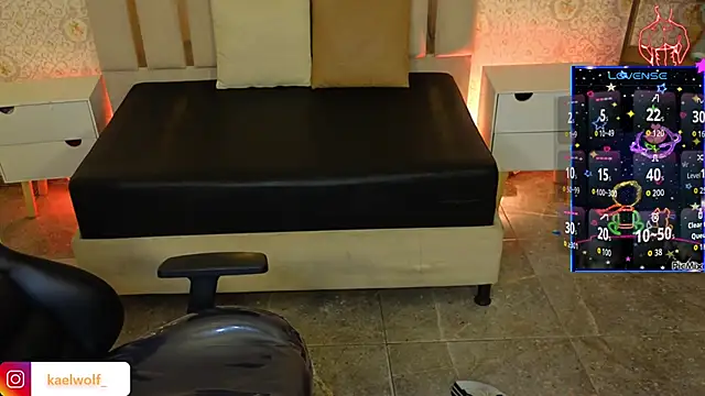 kaelwolf_tay webcam