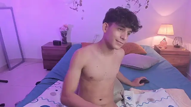 Alazbel8 webcam