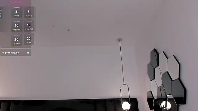 LoiseHarper webcam