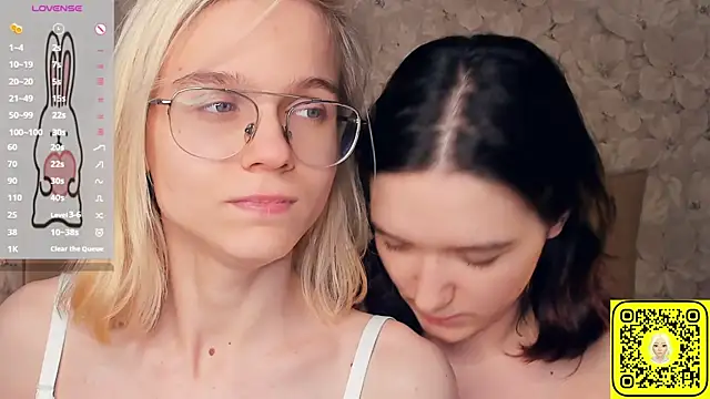 KarinStfleur live sex cam