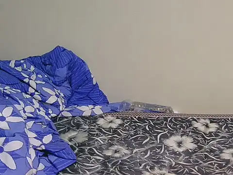 pookie_smiles live cam on StripChat