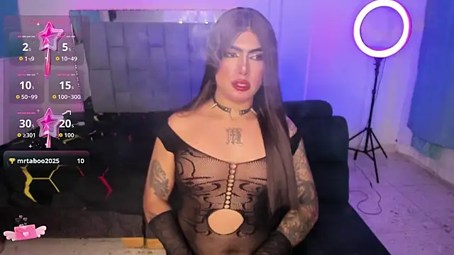 Sophie_whitexxx live cam on StripChat