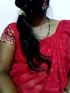 CuteDevilAnu live cam on StripChat