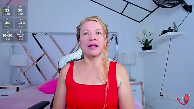 alicee__mature live cam on StripChat