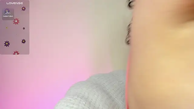 lylah_brosst webcam
