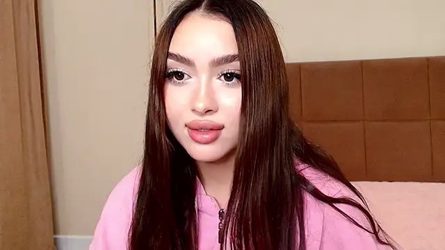 maddie_perezz live cam on StripChat