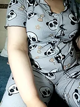 aomtiz8 - Aomtiz8's free webcam - UK Sex Cams
