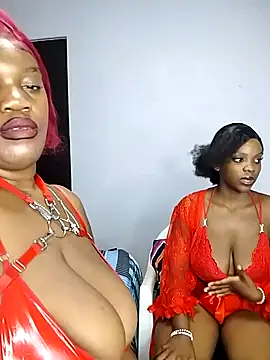 SweetBedroomEyez webcam