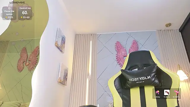 Sara_swift9 webcam