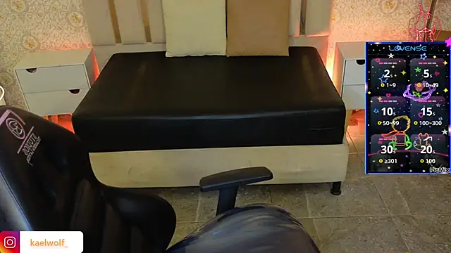 kaelwolf_tay webcam