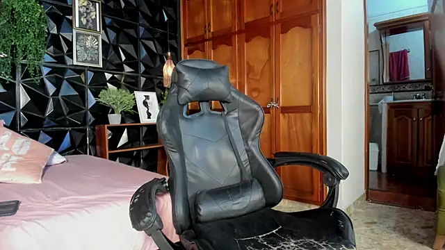 elliot_colton webcam