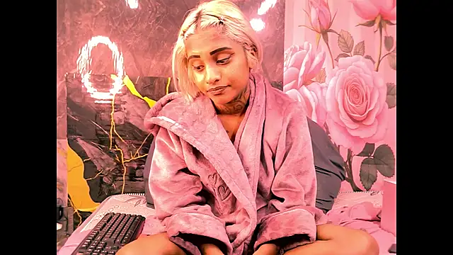 indian_barbie webcam