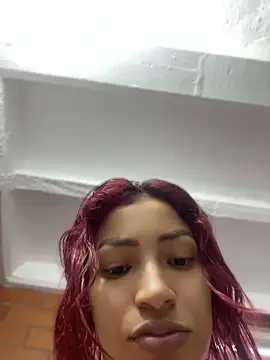 ari_sexy1 live cam on StripChat