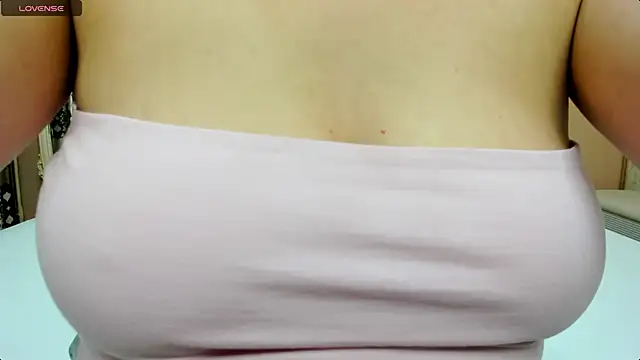 AnneRainn live cam on StripChat