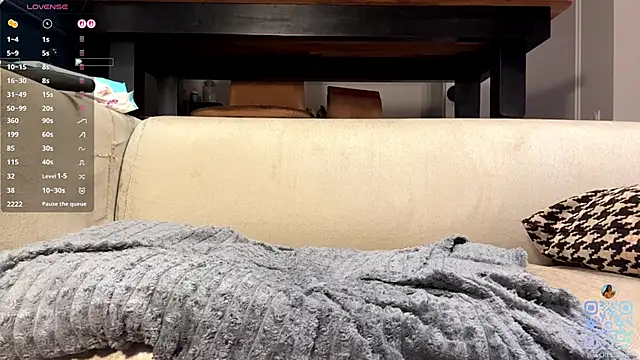 SweetSakuraJane live sex cam