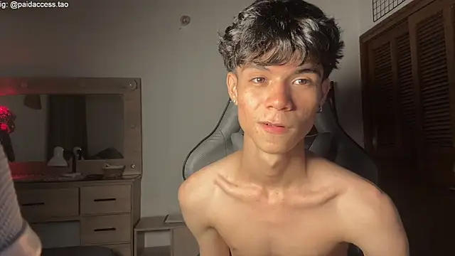 OopsAgain_ webcam