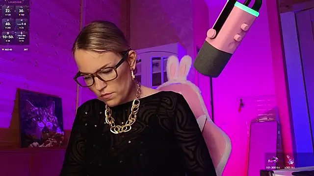 Lady_Shine live cam on StripChat