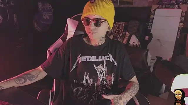AcidMilo live cam on StripChat