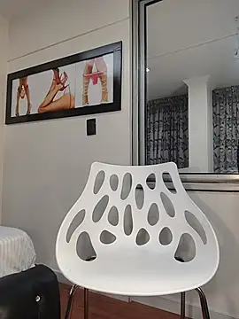 LilithBoneth live cam on StripChat