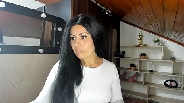 Tania_mature webcam