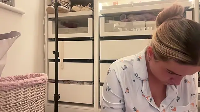 maisiesmithx - Maisiesmithx's free webcam - UK Sex Cams
