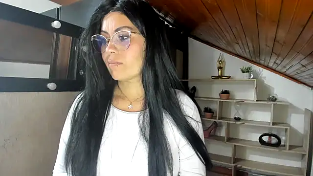Tania_mature webcam