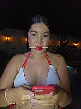 Pretty_Julieta webcam