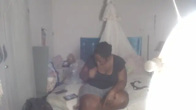 rachelexoticgirl live cam on StripChat