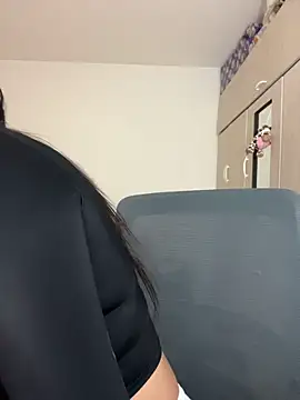 Emmily_19