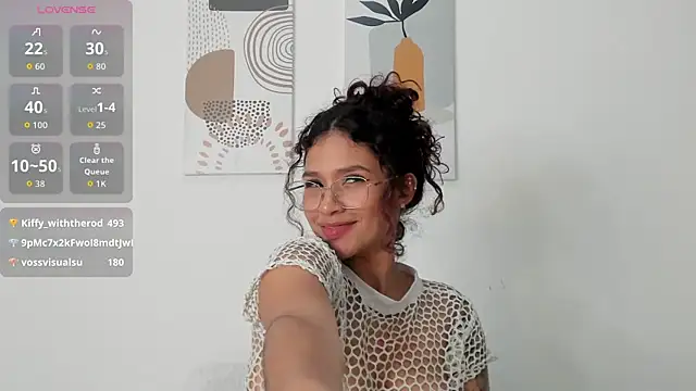 SeleneClark live cam on StripChat
