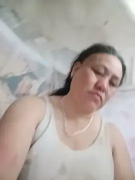 Lucky_baby7 live cam on StripChat