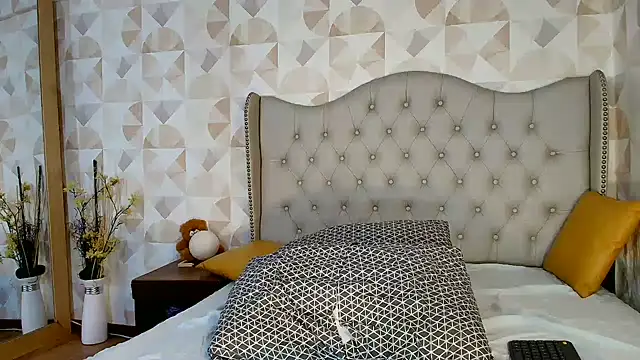 Sofia_Blosom webcam