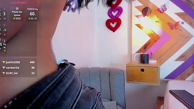 Katia_Wilson live cam on StripChat