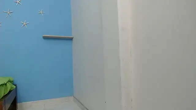 skinnyverus18 webcam