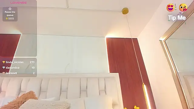 Amara18__ webcam