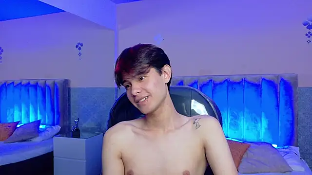 Derek_Sinn webcam