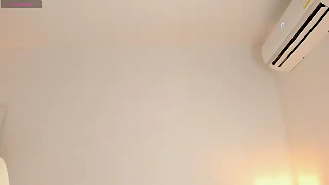 kora_bliss webcam