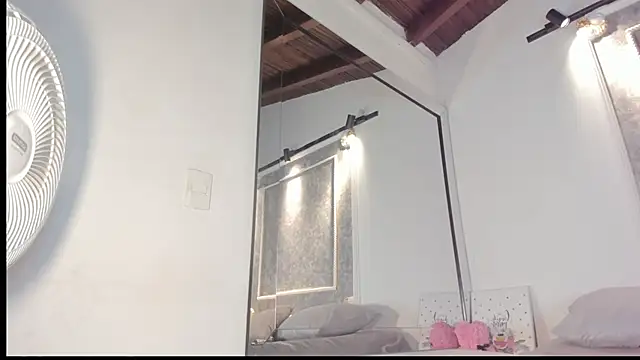 _Katee_lujan webcam