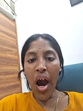 Hott_qween143 webcam