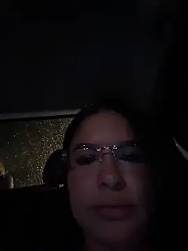 Elara_Luxe webcam