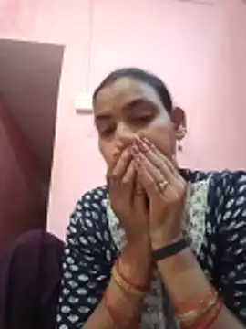 NENA_INDIAN_PUSSY webcam