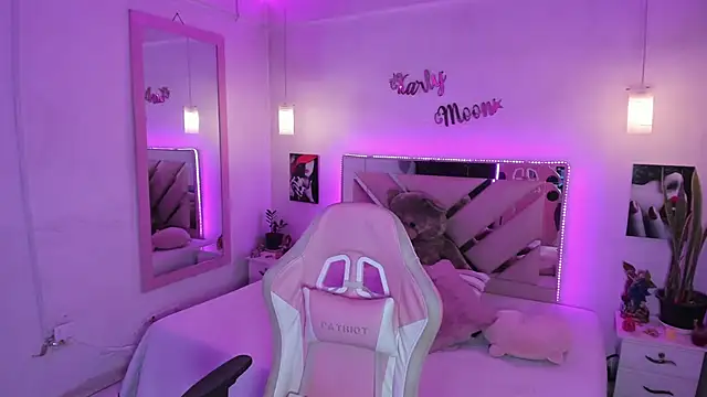 Karly_moon webcam